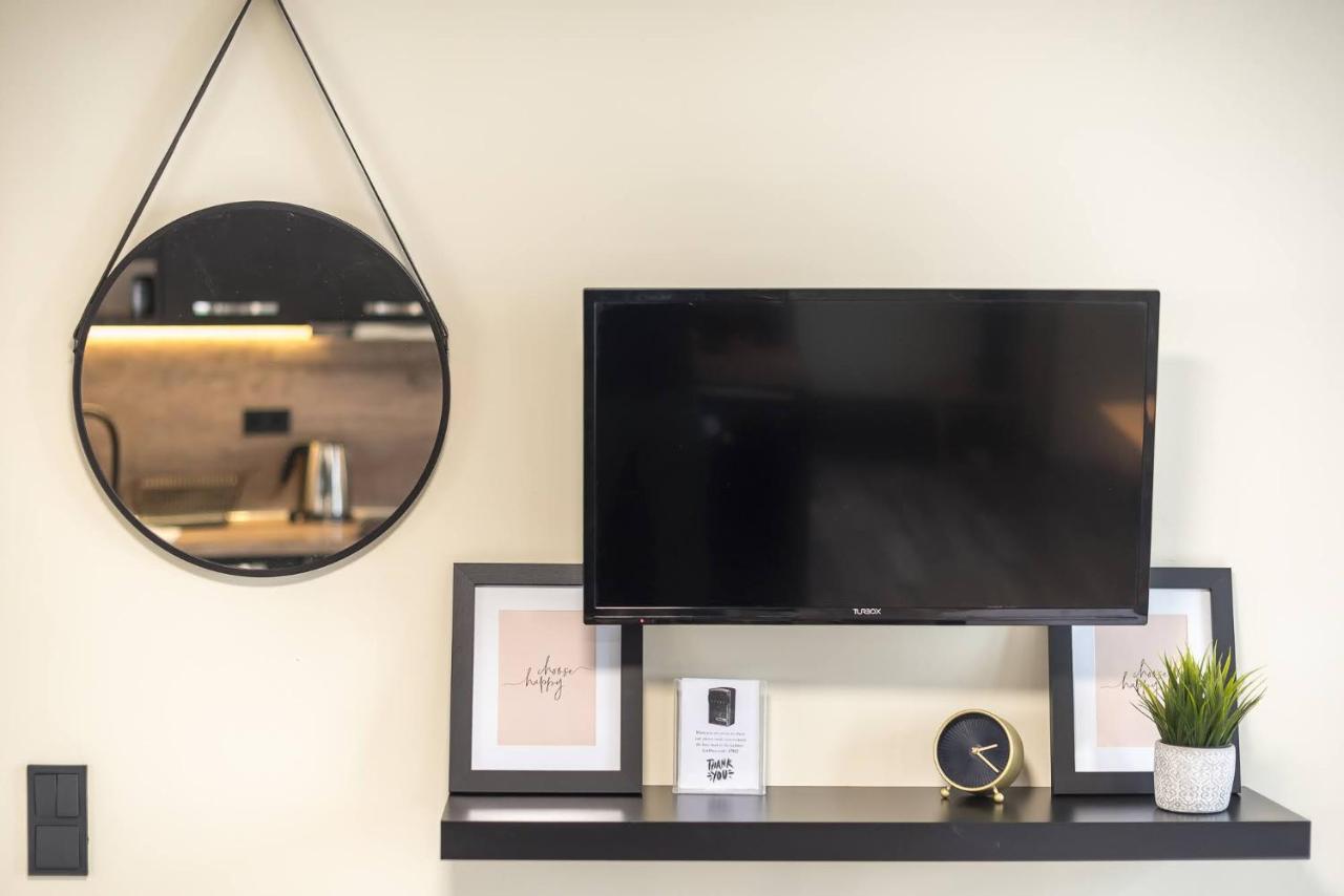 Petralona Stylish Penthouse Apartment เอเธนส์ ภายนอก รูปภาพ
