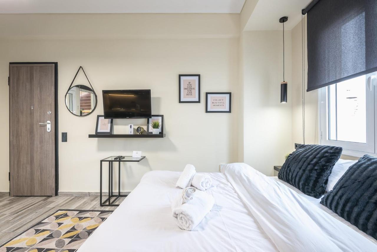 Petralona Stylish Penthouse Apartment เอเธนส์ ภายนอก รูปภาพ