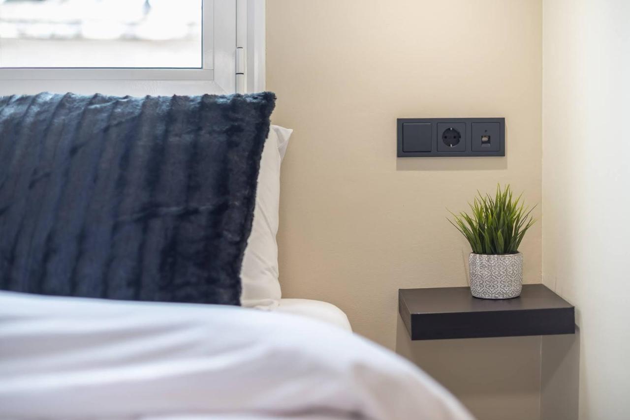 Petralona Stylish Penthouse Apartment เอเธนส์ ภายนอก รูปภาพ